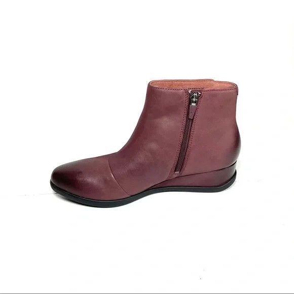 Dansko Serenity EU 39 US 8.5 - 9 Waterproof Wine Leather Wedge Booties Boots NIB - Picture 6 of 13
